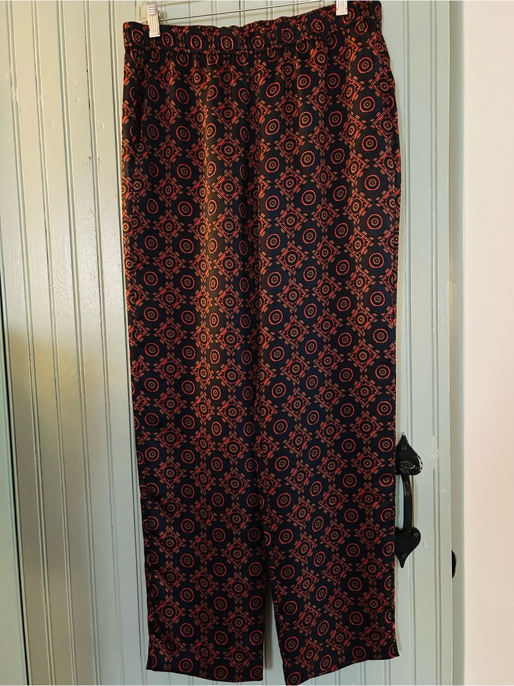 Club Monaco Pull-on Silky pants size 6